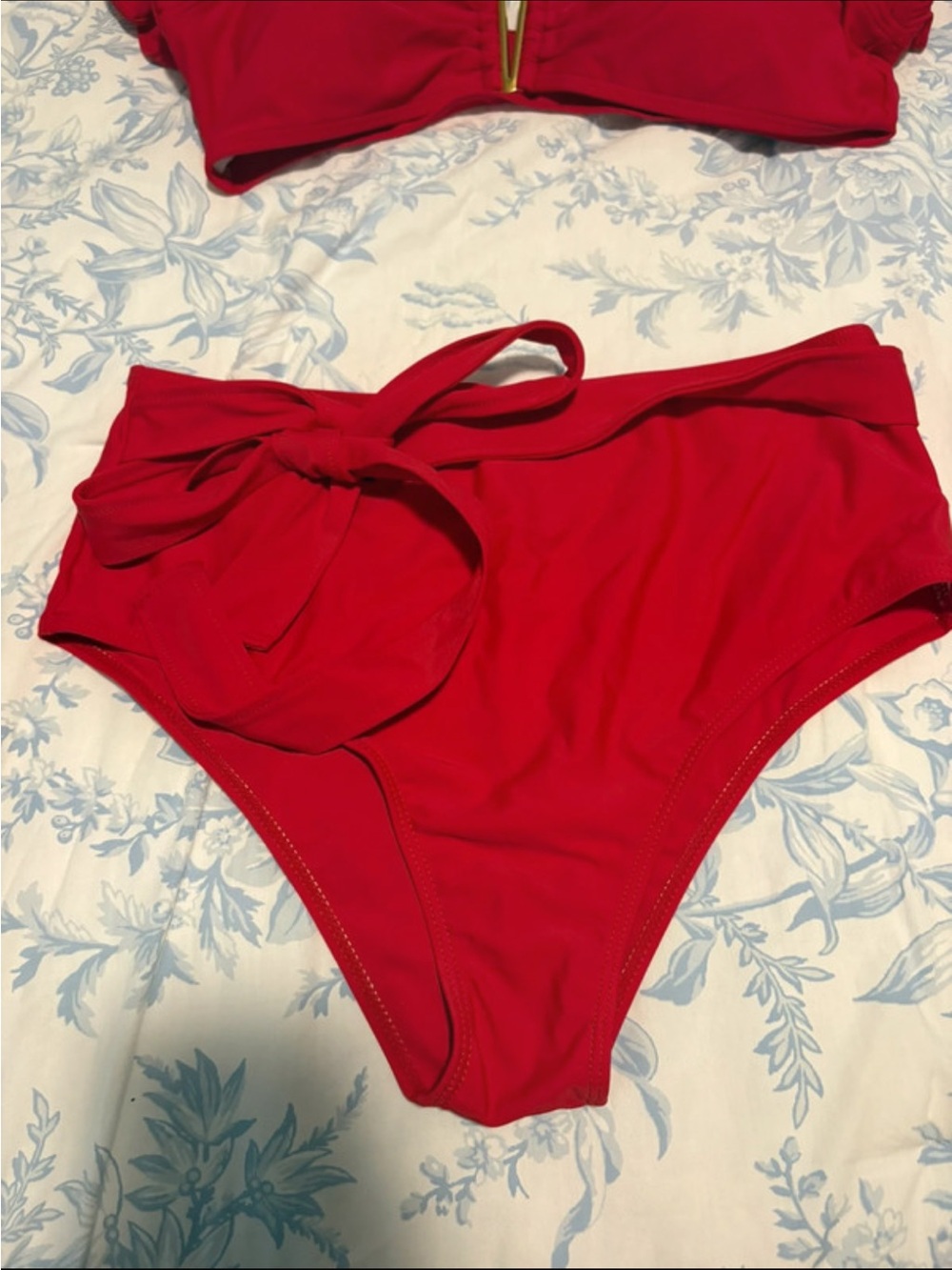 SHEIN Red Ruffle V-Front High-Waist Bikini Set - Picture 2 of 5